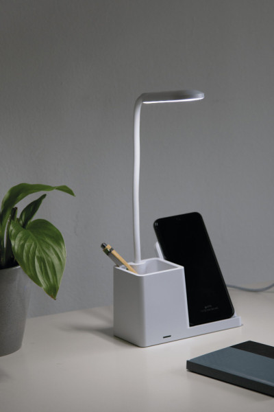 LIGHT & CHARGE - Schreibtischlampe mit Ladestation